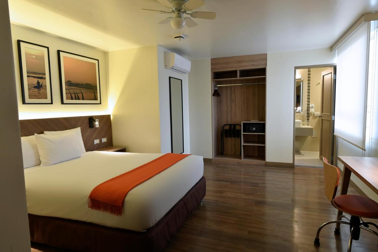 Hotel Casa Andina Standard Trujillo Plaza Exteriér fotografie